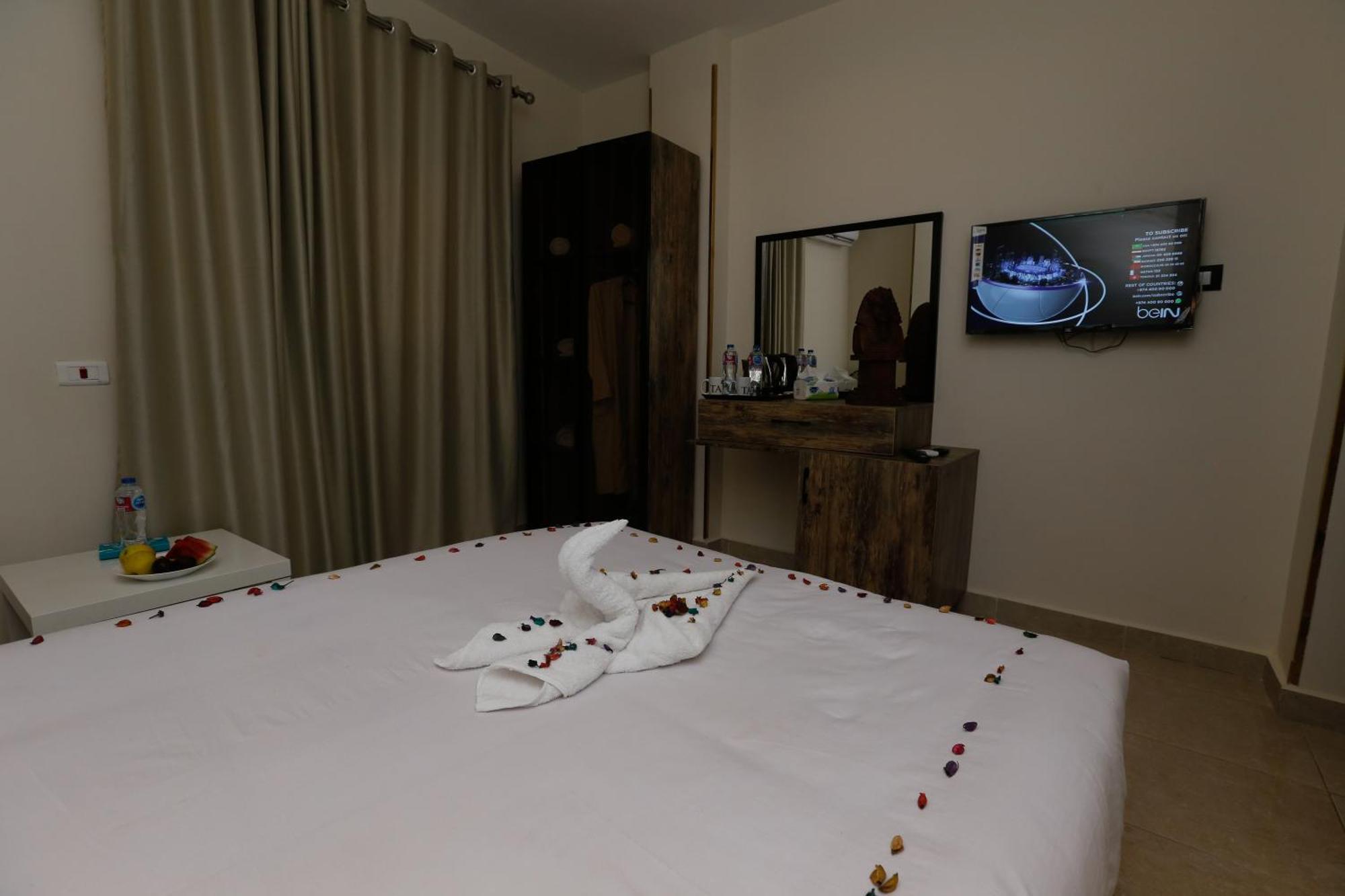 Taj Pyramids View Inn Kafret el-Gabal 外观 照片